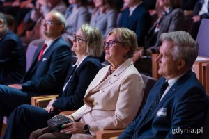 Na zdj. Sławomir Kalicki, lider Forum Gospodarki Morskiej Gdynia 2025 i prezes Inter Marine Group, radne Gdyni Teresa Bysewska i Agnieszka Tokarska oraz Emil rojek, wicewojewoda pomorski