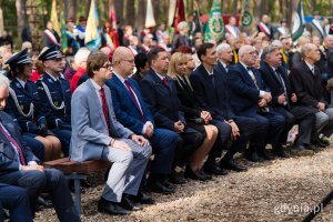 W uroczystościach uczestniczyli m.in.: poseł Michał Kowalski, w&oacute;jt gminy Wejherowo Przemysław Kiedrowski i radny Gdyni Marek Dudziński 