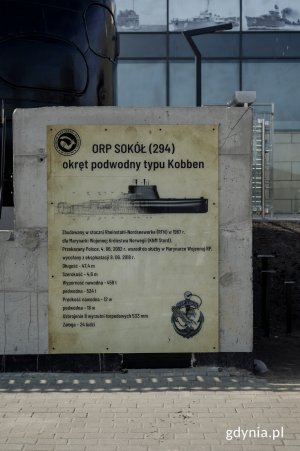 Tablica z informacjami technicznymi na temat „Sokoła”