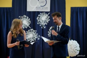 Uroczystości z okazji 90-lecia SP nr 11 poprowadzili absolwenci plac&oacute;wki (fot. Magdalena Czernek)