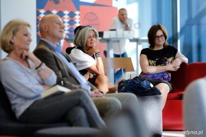 Przepowiednia  ukryta w obrazie – spotkanie z Maciejem Siembiedą fot. Dawid Linkowski