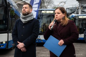 Na zdjęciu prezydent Gdyni Aleksandra Kosiorek i prezes PKT Marcin Połom (fot. Kamil Złoch)