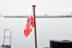 Uroczystość ostatniego opuszczenia bandery na ORP Kondor / fot. Michał Puszczewicz