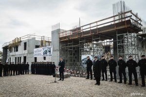 Ceremonia wmurowania kamienia węgielnego pod Akademickie Centrum Technologii Podwodnych na gdyńskim Oksywiu, fot. Kamil Złoch