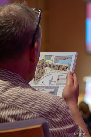 Uczestnicy konferencji naukowej „Modernizm w Europie – modernizm w Gdyni” – dzień pierwszy, piątek, 18 września (fot. Kamil Złoch)