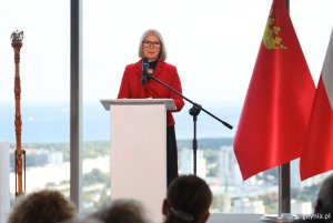Elżbieta Bieńkowska, była wicepremier i minister rozwoju regionalnego (fot. Magdalena Starnawska)
