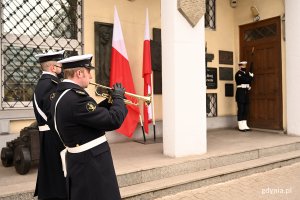 Uroczystości z okazji 11. rocznicy katastrofy smoleńskiej. Fot. Michał Puszczewicz