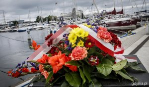Odsłonięcie tablicy poświęconej  Kazimierzowi "Kubie" Jaworskiemu
