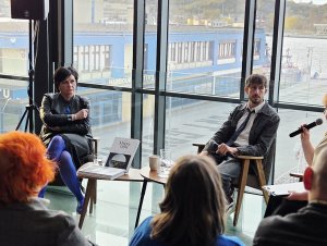 Spotkanie w Muzeum Emigracji wok&oacute;ł najnowszego "Polskiego Przeglądu Migracyjnego" ze Stasią Budzisz i Grzegorzem Piątkiem