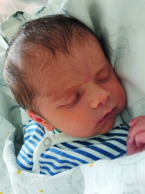 Aleksander, 13.06., 49 cm, 2840 g