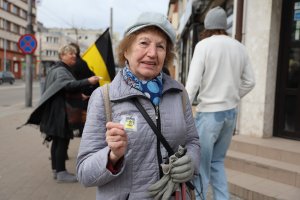Dzień Jedności Kaszub&oacute;w świętuje także mieszkanka Gdyni, pani Helena