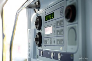 Nowy ambulans zakupiony na potrzeby Miejskiej Stacji Pogotowia Ratunkowego w Gdyni (fot. Kamil Złoch)