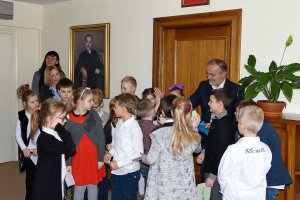 Uczniowie odwiedzili prezydenta Gdyni Wojciecha Szczurka, fot. Michał Kowalski