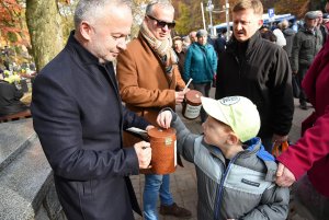 W Gdyni tradycyjnie odbywa się zbiórka pieniędzy na rzecz Hospicjum imienia św. Wawrzyńca, fot. M. Puszczewicz