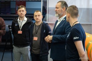 Prezentacja rakiety PERUN w siedzibie firmy SpaceForest w Gdyni (fot. Kamil Złoch)