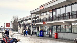 Punkt Obsługi Mieszkańc&oacute;w przy ul. Unruga 39 na Obłużu od zewnątrz