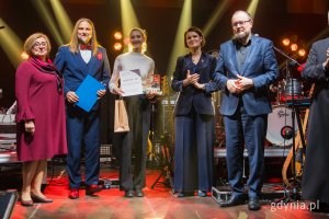 Gala finałowa X edycji Przeglądu Teatrów Amatorskich „Kurtyna” w gdyńskim Małym Kacku (fot. Paweł Budziński)