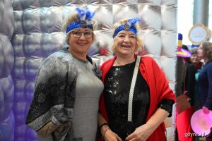 Seniorki na urodzinowym &bdquo;Balu na Batorym&rdquo;
