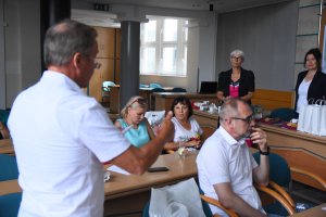 Grupa z Kaliningradu w sali obrad Rady Miasta, fot. Sławomir Okoń