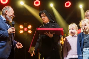 Gala finałowa X edycji Przeglądu Teatrów Amatorskich „Kurtyna” w gdyńskim Małym Kacku (fot. Paweł Budziński)