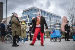 Performance A3Teatru w Parku Centralnym w ramach cyklu „Wszystkiego dobrego” 