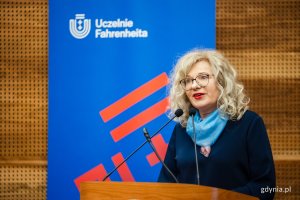 Prof. Edyta Szurowska, prorektor ds. klinicznych, kierownik II Zakładu Radiologii Gdańskiego Uniwersytetu Medycznego, podczas II otwartego spotkania Klubu Kobiet Uczelni Fahrenheita 