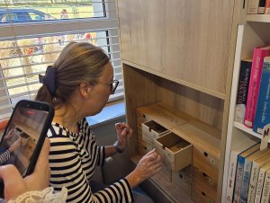 W Bibliotece Cisowa przy ulicy Chylońskiej 237 funkcjonuje r&oacute;wnież bank nasion, z kt&oacute;rego można skorzystać, ale r&oacute;wnież przynieść własne nasiona