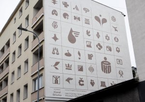 Nowy mural w hołdzie dla twórczości Karola Śliwki przy ulicy Obrońców Wybrzeża, fot. Kamil Złoch