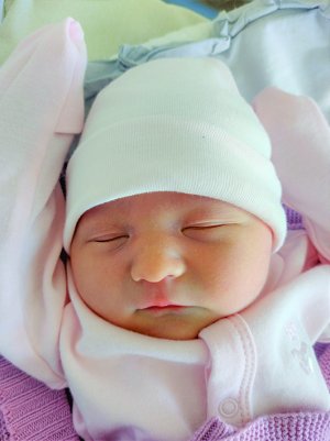 Amelia, 52 cm, 3150 g,  18.03.22//fot. Szpitale Pomorskie