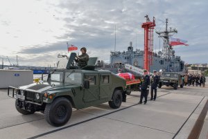 Admirał Unrug na polskiej ziemi, fot. st. chor. mar. Piotr Leoniak, Marian Kluczyński