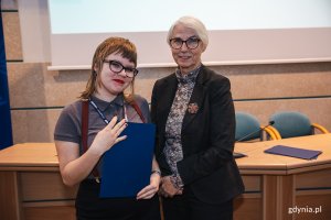 Zuzanna Rybikowska i Przewodnicząca Rady Miasta Gdyni Joanna Zielińska / fot. Mateusz Dietrich 