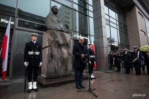 Okolicznościowe przemówienie wygłosił też Wojciech Kodłubański, prezes Towarzystwa Przyjaciół Gdyni // fot. Dawid Linkowski