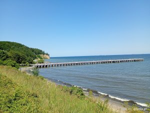 Polana, morze, klif i molo w Orłowie