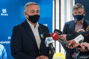 Na zdj. (od lewej): prezydent Gdyni Wojciech Szczurek i Marek Radyko, wiceprezes Stowarzyszenia In gremio, fot. Marcin Mielewski