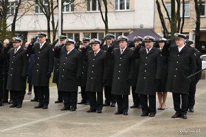 Przedstawiciele Marynarki Wojennej RP podczas uroczystości z okazji 98. urodzin Gdyni 