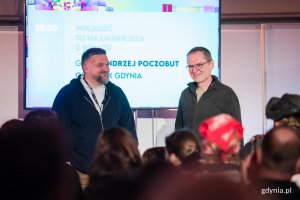 Andrzej Poczobut &ndash; dziennikarz i działacz Związku Polak&oacute;w na Białorusi i Tadeusz Szemiot &ndash; przewodniczący Rady Miasta Gdyni podczas debaty &bdquo;Wolność to najjaśniejsza z gwiazd&rdquo;, kt&oacute;ra odbyła się w strefie NGO na Open'er Festivalu