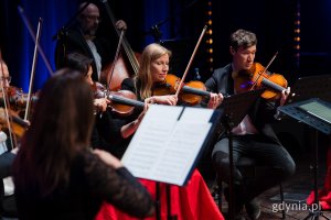 Występ zespołu smyczkowego