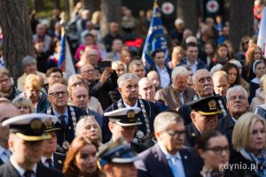 Na zdjęciu m.in. posłanka Wioleta Tomczak, wiceprzewodnicząca Rady Miasta Gdyni Beata Zastawna, radna Gdyni Anna Szpajer i sekretarz gdyńskiego koła Światowego Związku Żołnierzy Armii Krajowej Krzysztof Kozubowski