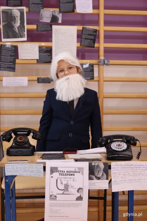 Szkolny Festiwal Nauki w Gdyni w SP 18, na zdjęciu młodzież podczas pokazów dla klas IV-VIII (fot. Katarzyna Balcerzak)