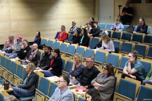 Uczestnicy forum na widowni