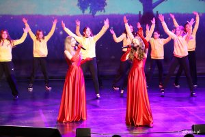 Koncert „Sekrety Zimowego Wiatru” w wykonaniu młodzieży z gdyńskiego MDK'u na scenie Teatru Muzycznego w Gdyni (fot. Katarzyna Balcerzak)