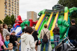 Dmuchane atrakcje dla dzieci w parku Kilońskim (fot. Karol Stańczak)