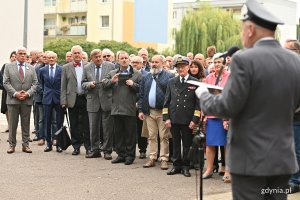 Jubileuszowe obchody przy symbolicznym obelisku i umieszczonym na cokole samolocie TS-8 Bies w Babich Dołach, fot. Michał Puszczewicz