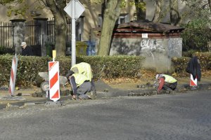 Remont chodników przy ulicy Partyzantów // fot. Michał Kowalski