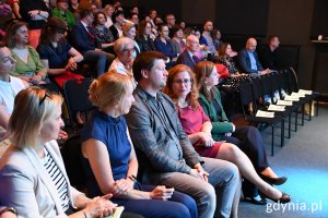 Na zdj. m.in.: prezydent Gdyni Aleksandra Kosiorek, dyrektorka Biblioteki Gdynia Natalia Gromow i dyrektorka Gdyńskiego Centrum Kultury Beata Nawrocka