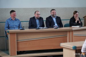 Na zdjęciu od lewej: Paweł Korycki, Mariusz Bzdęga, Tadeusz Szemiot i Aleksandra Kosiorek (fot. Karolina Szypelt)