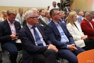 Uczestnicy konferencji &bdquo;Chł&oacute;d, kt&oacute;ry nie marnuje ciepła" w Pomorskim Parku Naukowo-Technologicznym (fot. Magdalena Starnawska)