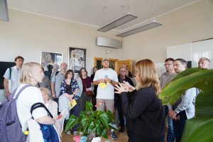 Po gdyńskim urzędzie oprowadzała wiceprezydentka Gdyni Oktawia Gorzeńska 