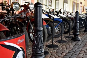 Gdyńskie Muzeum Motoryzacji od teraz, po 10 latach funkcjonowania, oficjalnie może cieszyć się ze statusu prywatnego muzeum, fot. Kamil Złoch