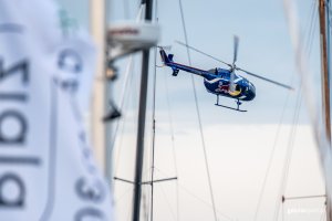 Sobotnie pokazy lotnicze nad gdyńską plażą miejską // fot. Dawid Linkowski
